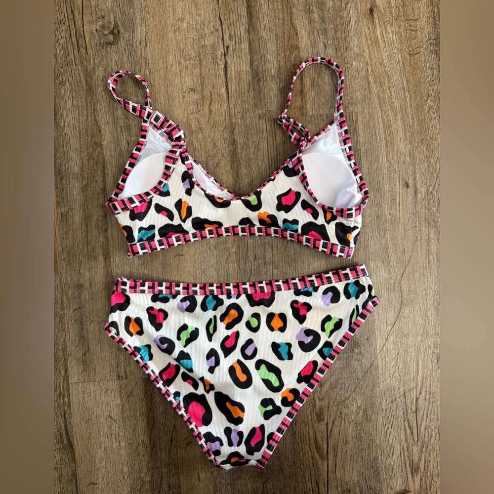 Cupshe • Multicolored Leopard Print Bikini - Picture 7 of 8